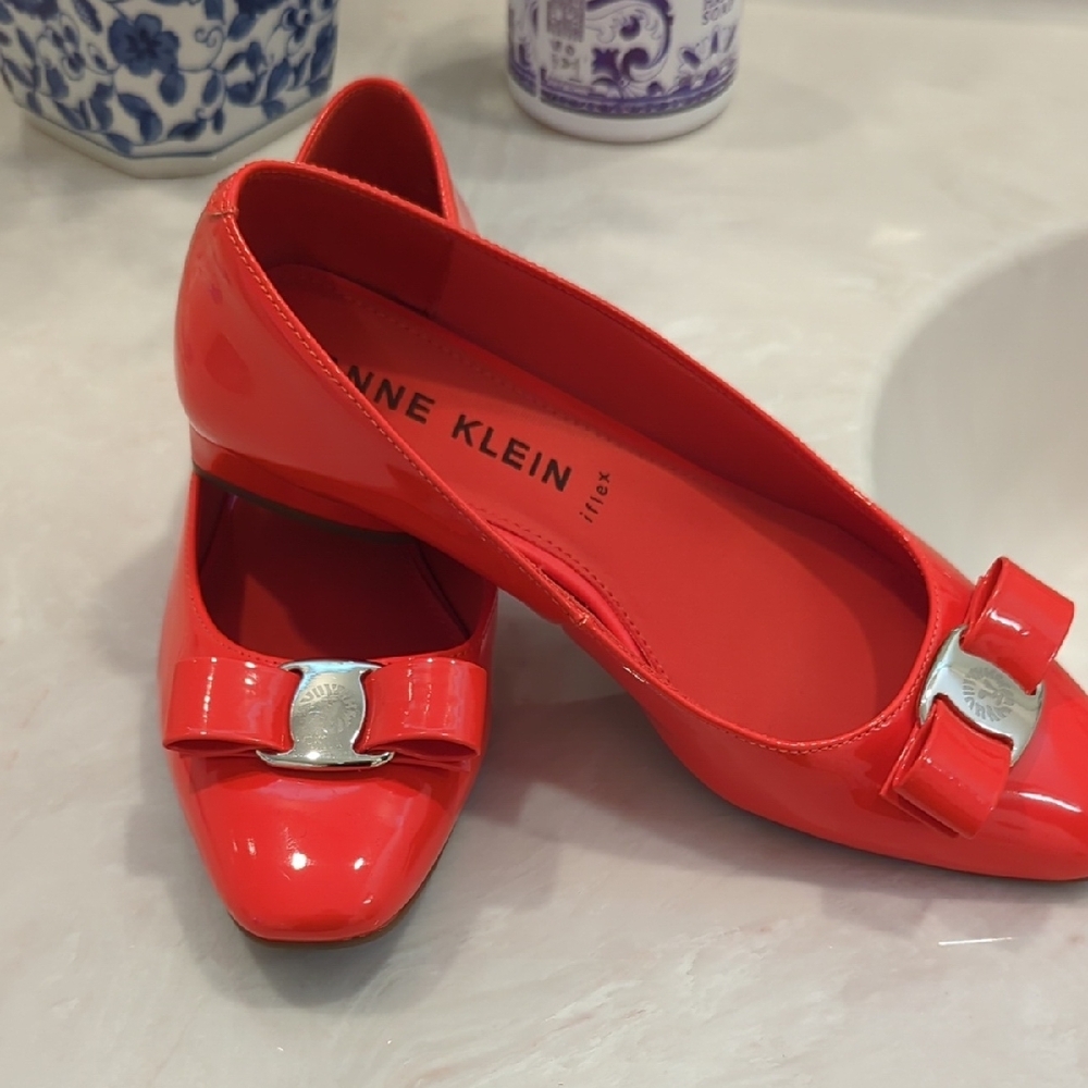 Anne Klein Orange Flats with Bow and Silver Accent